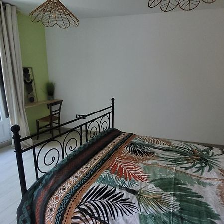 Le Truc En Plus, Accessibles Pmr, Appartement 45 M2 Mitoyen Dans Une Maison Avec Un Autre Appartement Guérard Buitenkant foto